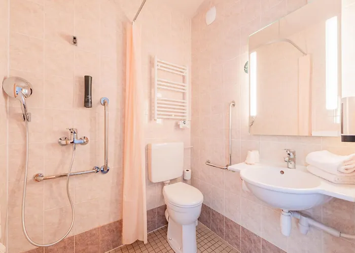 B&B Hotel Strasbourg Aeroport