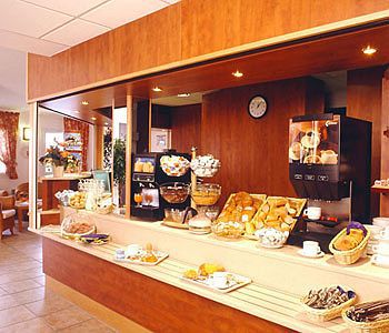 Strasbourg Aeroport Hotel 2*